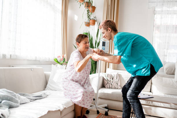How Often You Should Visit Your Loved One In A Skilled Nursing Facility